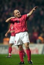 Thomas Gravesen er flyveklar for Real Madrid. - Arkivfoto: Jens Dresling 
