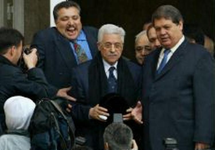 69-årige Mahmoud Abbas efter ceremonien i Ramallah på Vestbredden i formiddag. - Foto: AP 