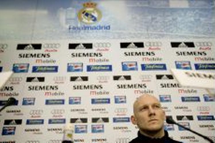 Thomas Gravesen hævder, at han er indforstået med at starte ude i morgendagens kamp mod Zaragoza i Madrid. - Foto: Peter Hove Olesen 