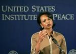 Condoleezza Rice skal afløse Colin Powell som USA's udenrigsminister. Men først skal hun grilles i senatet. - Foto: AP 