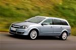 Den nye model af Opel Astra er lidt mere rummelig end den gamle - men også betragteligt dyrere. - Foto: Opel 