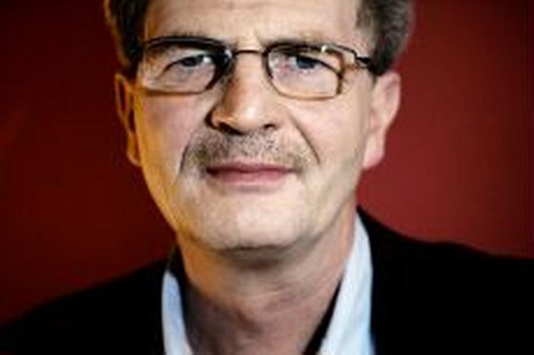 Holger K. Nielsen (SF) mener, at Foghs reaktion i sagen viser, at han vil gøre alt for at holde Irak-spørgsmålet ude af den danske valgkamp. - Foto: Thomas Borberg 