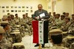 Iraks ministerpræsident Ayad Allawi forventer et blodigt valg, som blandt andet de irakiske soldater ikke kan dæmme op for. - Foto: AP 
