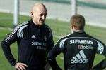 Ifølge de spanske medier er Thomas Gravesen faldet godt til blandt David Beckham og de øvrige stjerner i Real Madrid. - Foto: AP 