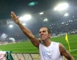 Den her hilsen fra Paolo Di Canio var nok ikke så heldig. - Foto: AP 