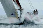 Ved sidste Americas Cup hed det vindende syndikat, Alinghi. Nu satser et tysk syndikat med Jesper Bank i spidsen på at vinde trofæet. - Arkivfoto: AP 