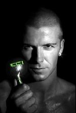 David Beckham er sponseret af Gillette. Nu betaler Procter &amp;amp; Gamble hans løn. - Arkivfoto: AP 