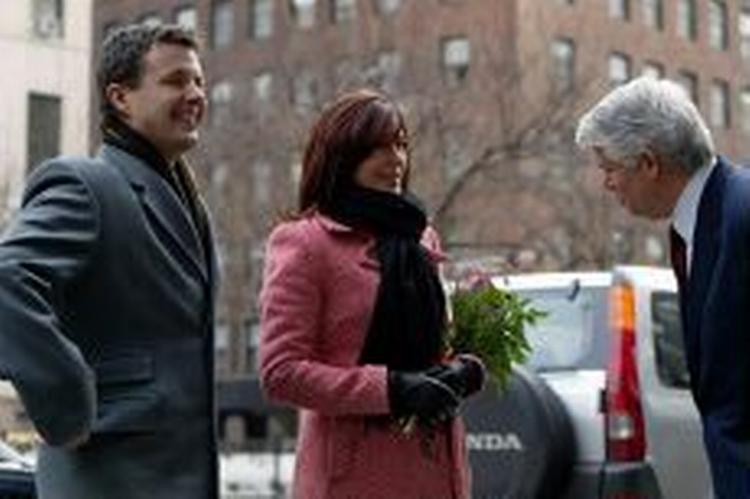 Kronprins Frederik og kronprinsesse Mary opholder sig i disse dage i New York, hvor de skal promovere H. C. Andersen. - Foto: AP 