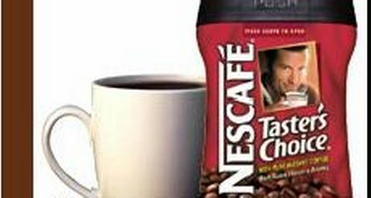 Manden på det kaffepakken anede ikke, at han blev brugt som blikfang. Det har han nu fået erstatning for. - Foto fra Taster's Choice 