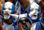 Det er sådan nogle fyre, danske roligans kan risikere at løbe ind i ved VM i Tyskland, hvis Guatemala kvalificerer sig. - Foto: AP 