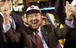 Glazer byder igen. Denne gang vil han give knap ti mia. kr. for United. - Foto: AP 