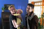 Bobby (Colin Farrell) og den homoseksuelle Jonathan indleder et trekantsforhold med veninden Clare, men det varer ikke så længe. - Foto fra filmen 