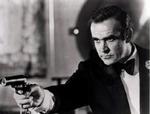I de gode gamle dage spillede Sean Connery Bond og John Barry leverede musikken. I dag er det mest noget roderi mener veteranen Barry. - Foto: MGM/UA 
