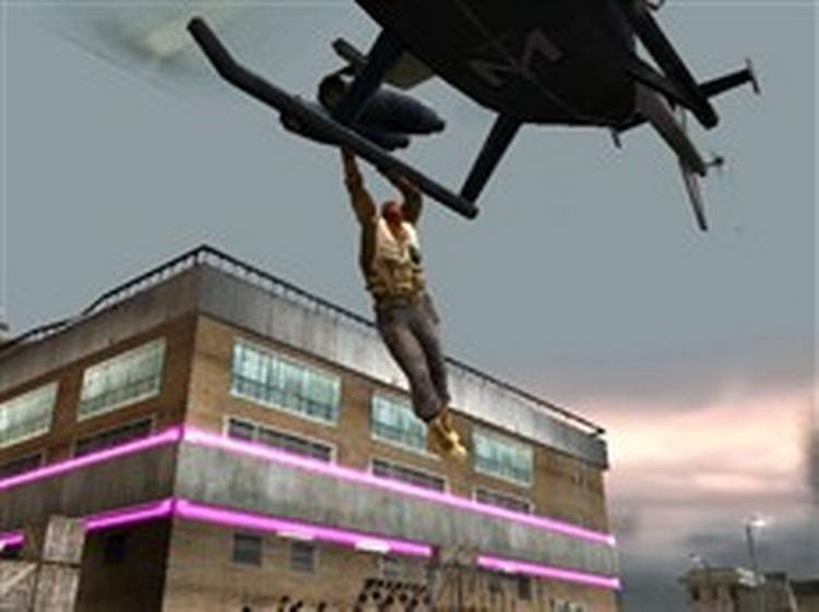 Hvis en helikopter kommer tæt nok på jorden, kan du kapre den og bruge den mod fjenderne. Grand Theft Auto har sat sine tydelige spor. 