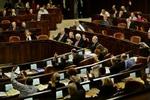 Et solidt flertal har sikret Sharon opbakning til den økonomiske side af den omstridte tilbagetrækningsplan fra Gazastriben. - Foto: AP 