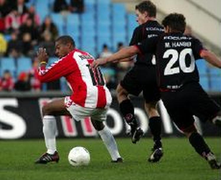 I efteråret spillede David Nielsen mod FC Midtjylland. Nu er han med i midtjydernes trup. - Foto: Claus Bonnerup 