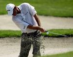 Thomas Bjørn på vej op af bunkeren i turneringens tredje runde. - Foto: AP 