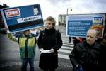 Enhedslisten gik til Nationalbanken den 23. januar i protest mod dankortgebyret. - Foto: Jens Dresling 