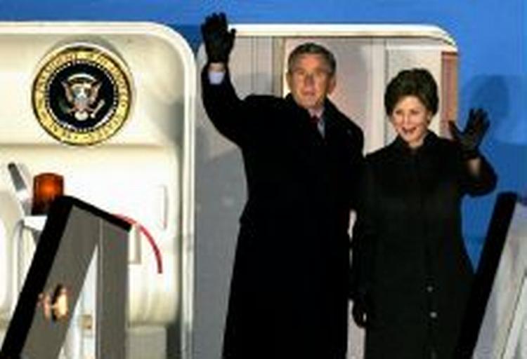 George W. Bush skal i Slovakiet mødes med den russiske præsident Putin. - Foto: AP 