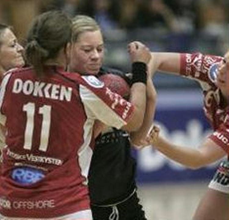 Mia Falk i angreb for Horsens. - Arkivfoto: Andreas Szlavik 