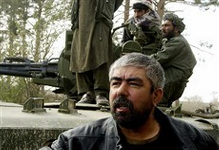 Den brutale general Dostum bliver chef for den afghanske hær.   Foto: Darko Bandic/AP 