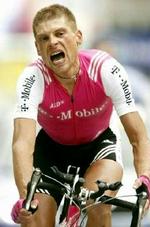 Skal denne mand køre Post Danmark Rundt i år. Det håber arrangørerne, der gerne ser Jan Ullric på de danske landeveje. - Foto: AP 