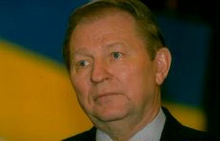 Præsident Leonid Kutjma returnerede i dag lørdag til hovedstaden Kijev. - Arkivfoto: AP 