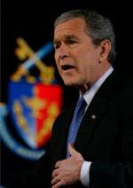Den amerikanske præsident Bush har gentaget, at de syriske tropper skal helt ud af Libanon så hurtigt som muligt. - Foto: AP 