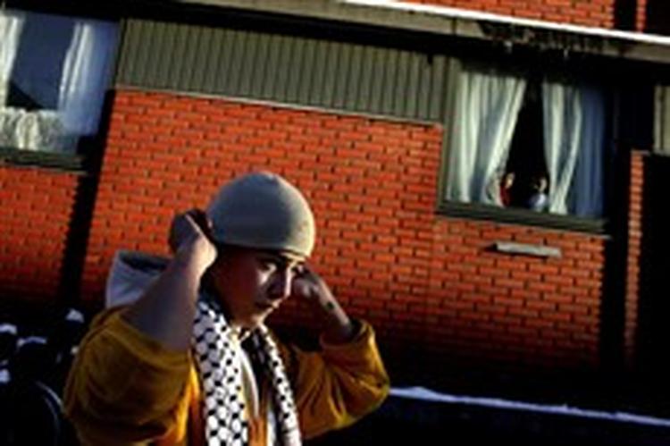 Jousef fra ungdomsklubben First Flor er en af dem, der smider indvandrerudtryk ind i terminologien på Nørrebro og gør stenbroens sprog mere levende end andre danske dialekter.   Foto: Martin Lehmann 