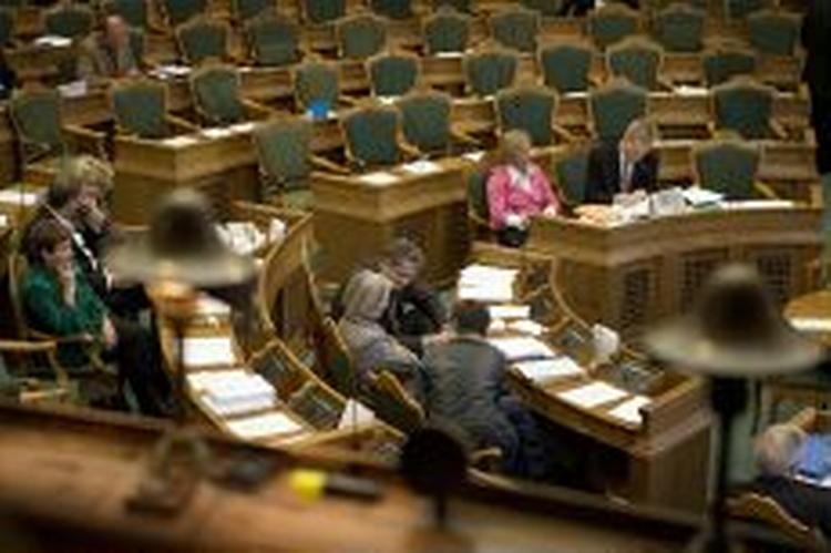 I øjeblikket er det frivilligt om folketingspolitikerne vil offentliggøre deres økonomiske interesser. - Foto: Johnny Frederiksen 