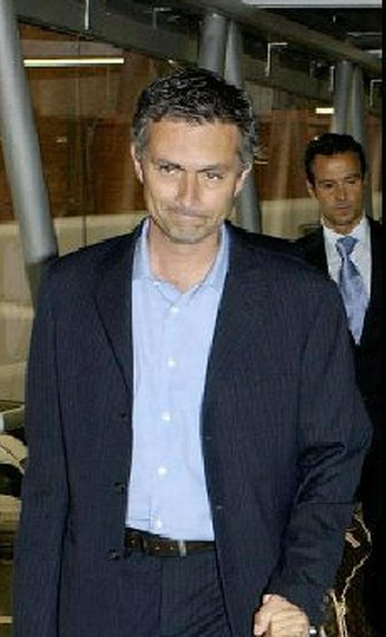 José Mourinho truer nu med retssag efter at være blevet kaldt »en fjende for fodbolden«. - Foto: AP 