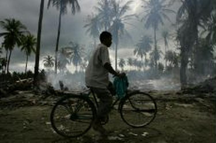 I dag blev Banda Aceh-provinsen i Indonesien ramte af en jordskælv. Nye og større kan være på vej. - Arkivfoto: AP 