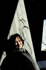 MORFAR DER, JEG HER. Audur Jónsdóttirs barndom forløb tæt på den berømte forfattermorfar Halldór Laxness, men siden har hun fundet den plads i solen, som er til hende alene.   Foto: Thomas Borberg 