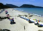 Turisterne er atter begyndt at fylde strandene i Phuket, Thailand. - Foto: AP 