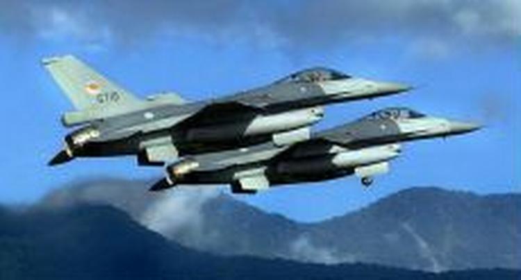 USA er parat til at sælge knap 25 jagerfly af typen F-16 til Pakistan. - Foto: AP 