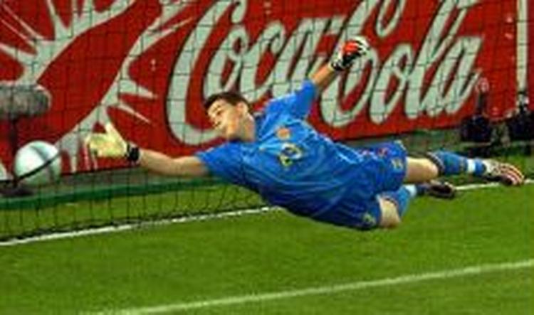 Thomas Gravesen og co. kan miste Iker Casillas til Manchester United - Casillas har været en af Real Madrids bedste i år. - Arkivfoto: AP 
