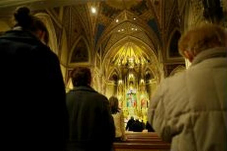 Messe for paven i en kirke i det polsk dominerede kvarter Greenpoint i New York. - Foto: AP 