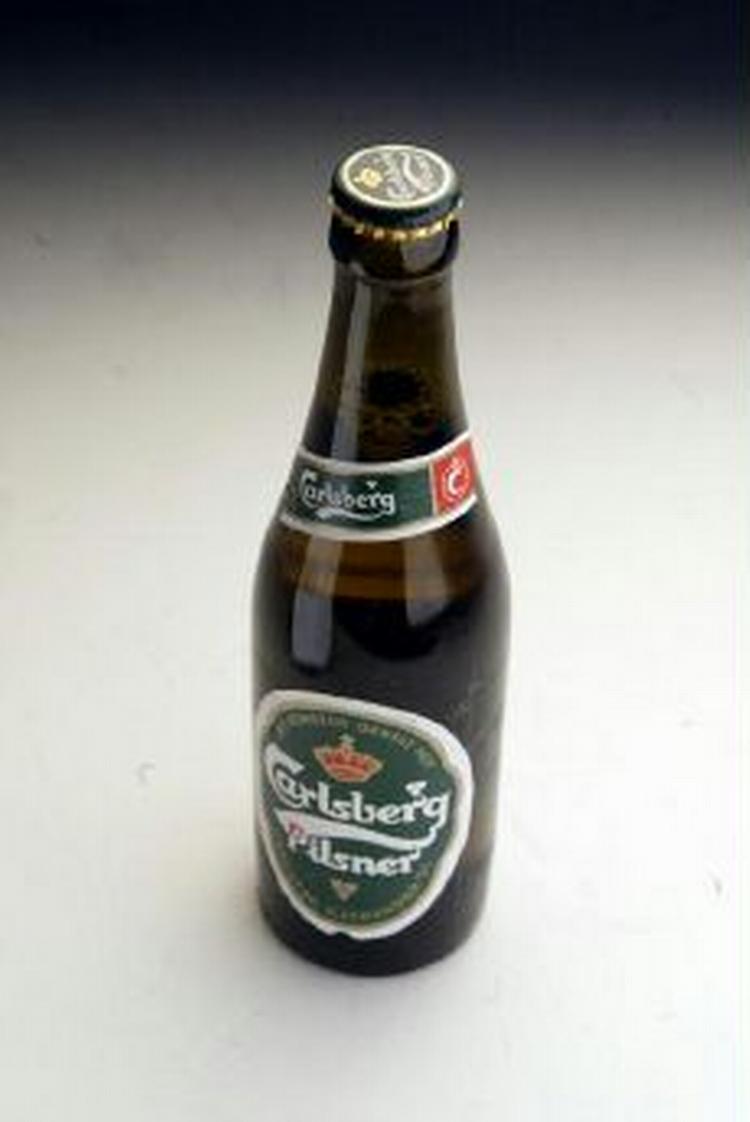Samme øl på gamle flasker - Carlsberg Pilsnerne, som vi kender den. - Arkivfoto: Jan Grarup 