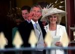 Prins Charles sammen med sin hustru Camilla Parker Bowles. - Foto: AP 