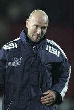 FC Midtjyllands træner Erik Rasmussen kan glæde sig mest over det ene point. - Foto: Andreas Szlavik 