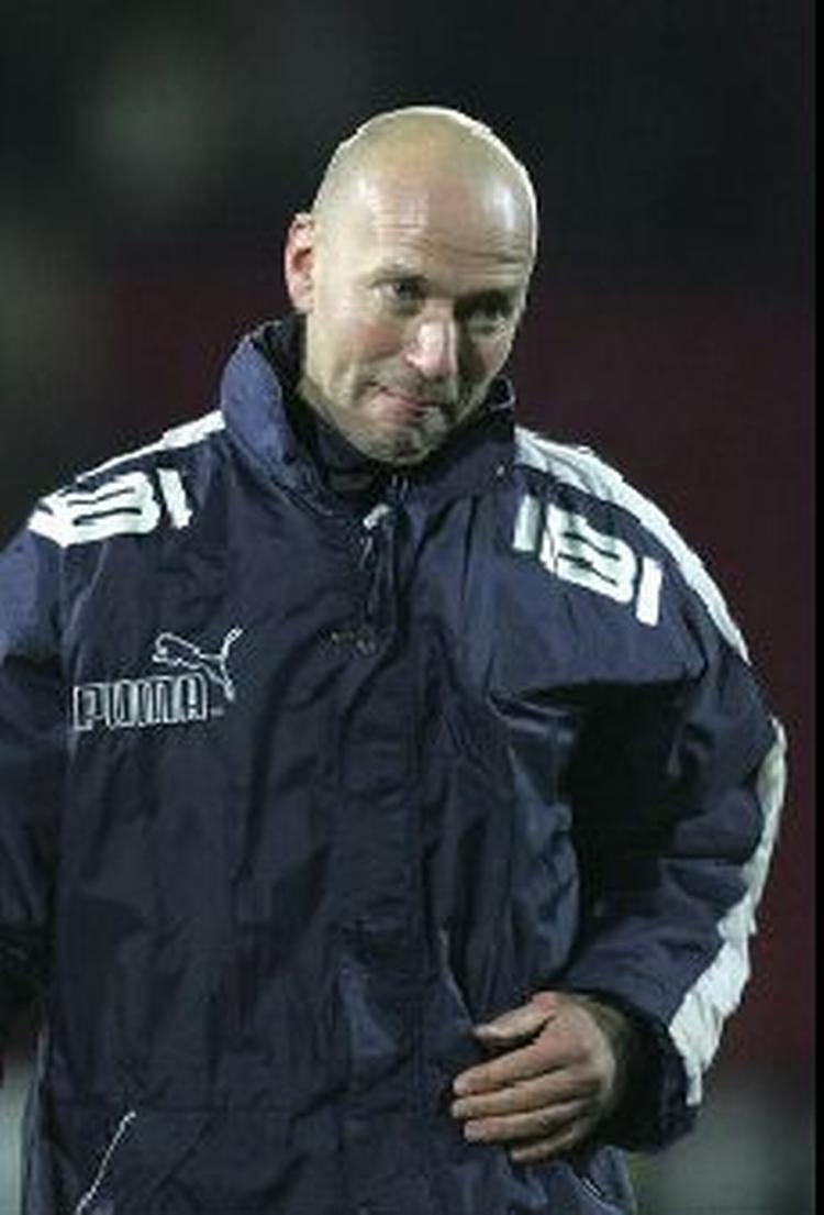 FC Midtjyllands træner Erik Rasmussen kan glæde sig mest over det ene point. - Foto: Andreas Szlavik 