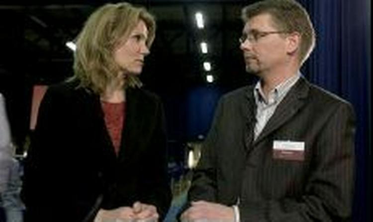 Hvem er bedst til at lede - Thorning-Schmidt eller Jensen? Det spørgsmål stiller mange S-medlemmer sig selv i disse dage. - Foto: Jens Dresling 