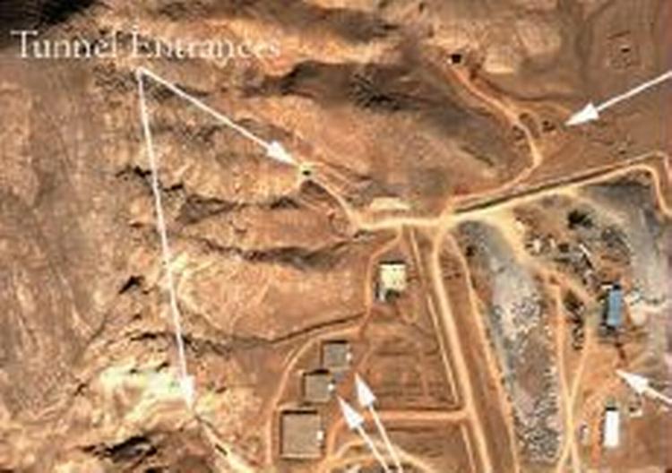 Dette anlæg i det nordlige Iran er blandt de atominstallationer, som har FN's interesse. Iranerne hævder, der er tale om et atomkraftværk. - Foto: AP 