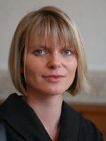 Sandy Brinck holdt anbefalingstalen for Frank Jensen på partiets kongres op til formandsvalget. - Arkivfoto: Finn Frandsen 