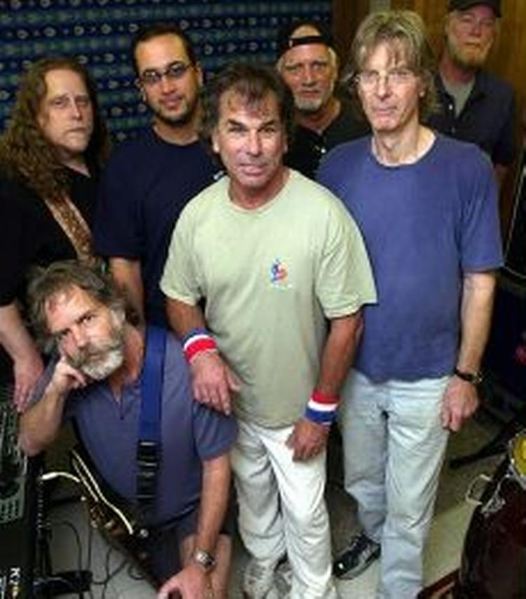 Phil Lesh (nr. to fra højre) har skrevet sine erindringer. Her er han sammen med den gamle gruppe.   Foto: Christopher BerkeyA! 