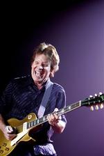 John Fogerty fra Creedence Claerwater Revival er en Bush' favoritter. Selv er Fogerty anti-Bush. - Foto: Linda Johansen 