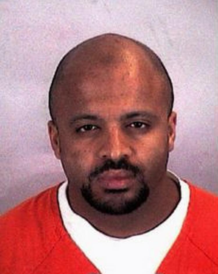Zacarias Moussaoui har skiftet forklaring et antal gange i sagen. Men han holder fast i, at han er medlem af bin Ladens terrornetværk al-Qaeda. - Foto: AP 