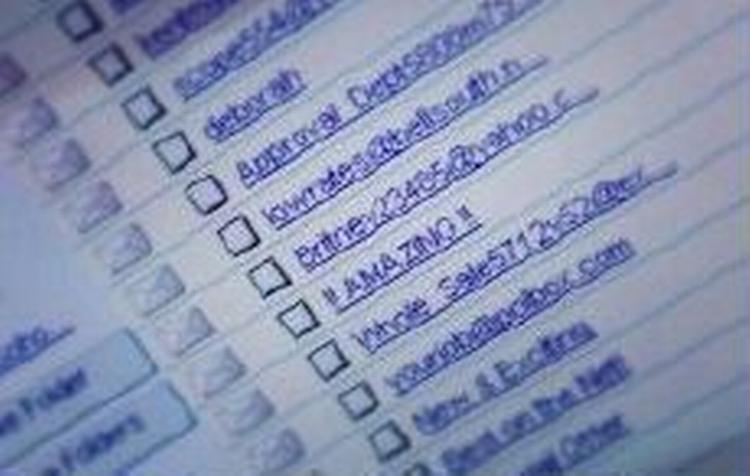 Breve med andre firmaet e-mailadresser og adgangskoder er ved en fejl blevet sendt ud af TDC, der flytter erhvervs-mailkunderne. - Arkivfoto: Kaare Viemose 