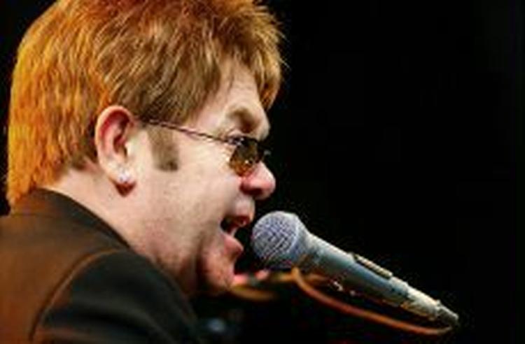 Elton John gifter sig nu med sin partner David Furnish. - Foto: Rasmus Baaner 