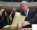 Joschka Fischer Startede med to timers forsvarstale.   Foto: Herbert Knosowski/AP 